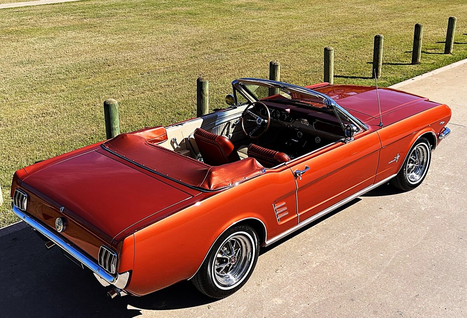 Ford-Mustang-Cabriolet-1966-1