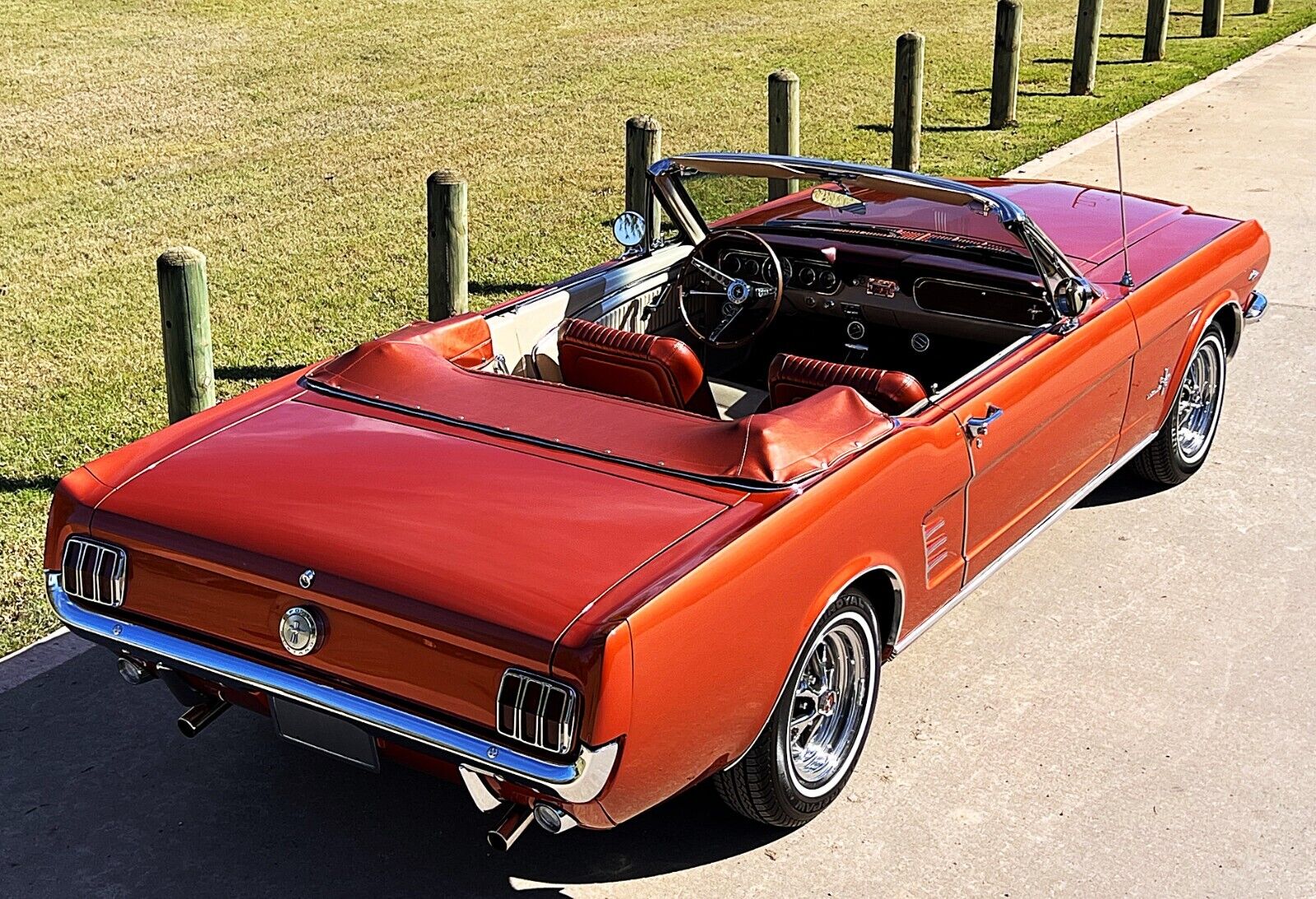 Ford-Mustang-Cabriolet-1966-2