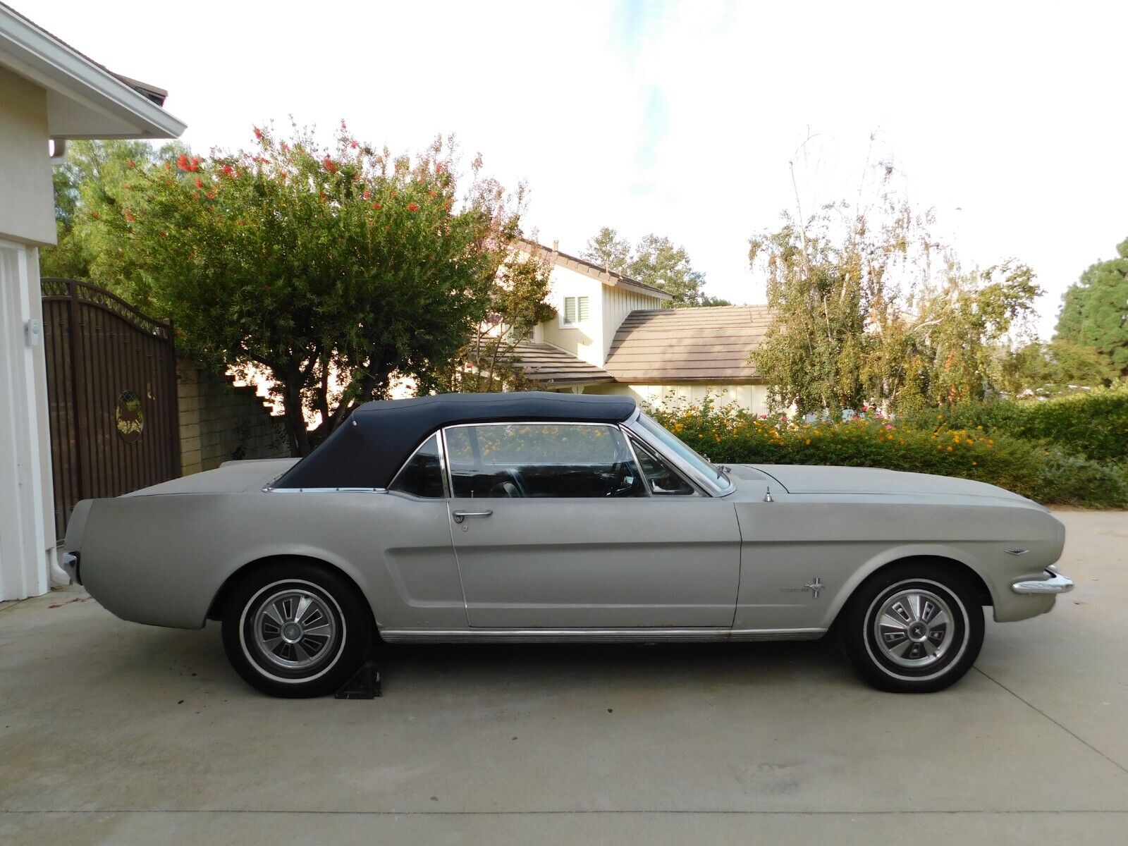 Ford-Mustang-Cabriolet-1966-4