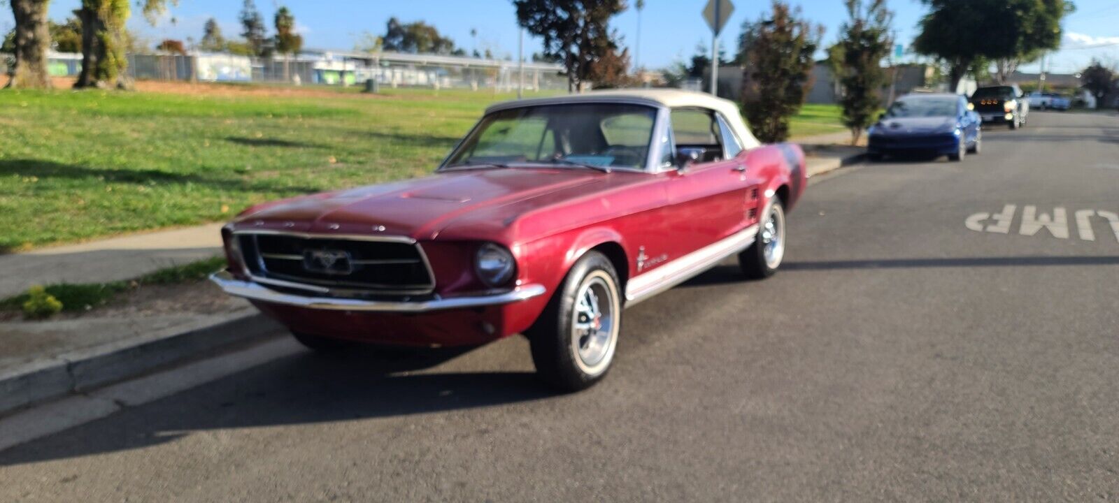 Ford-Mustang-Cabriolet-1967-1