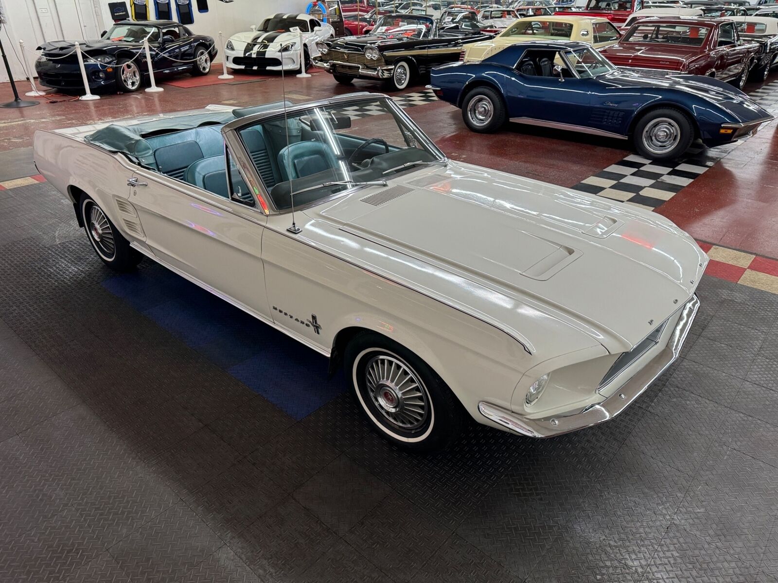 Ford-Mustang-Cabriolet-1967-35