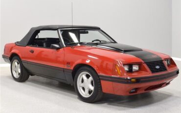 Ford-Mustang-Cabriolet-1983-5