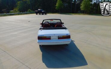 Ford-Mustang-Cabriolet-1984-4