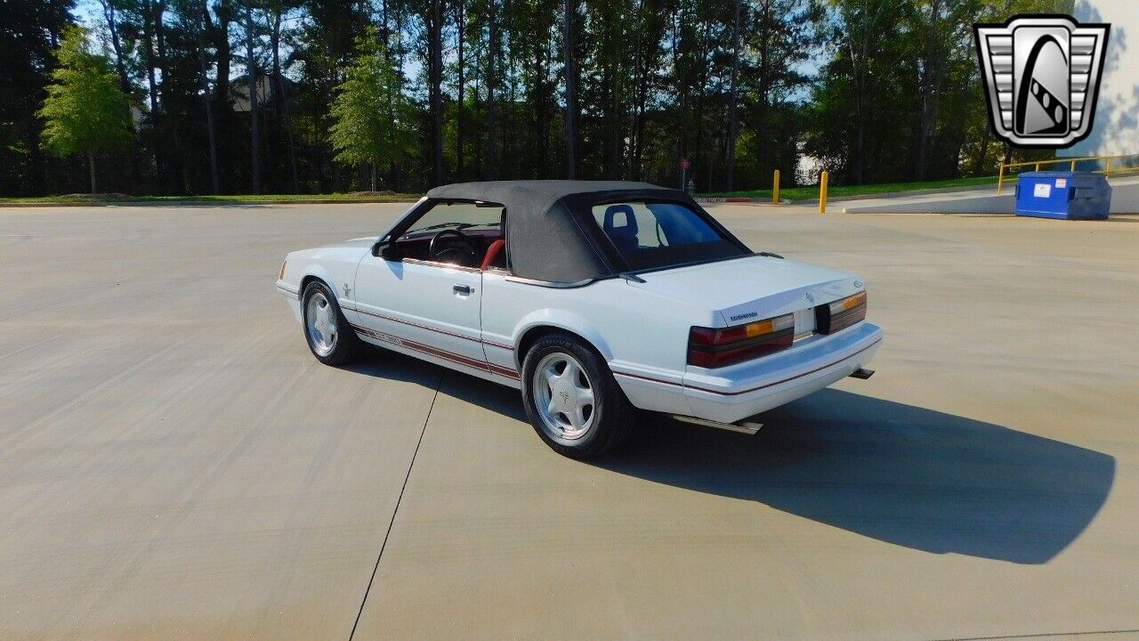 Ford-Mustang-Cabriolet-1984-6