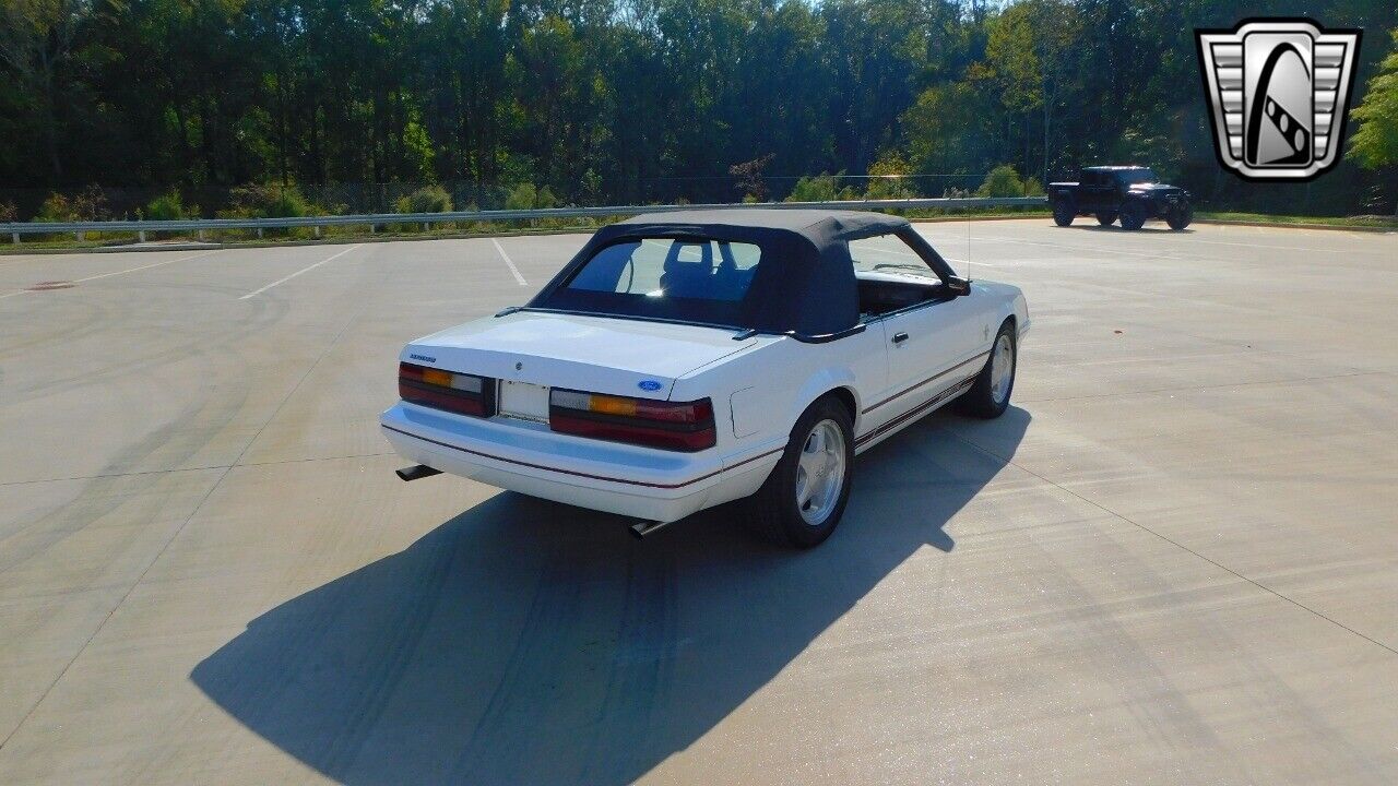 Ford-Mustang-Cabriolet-1984-7