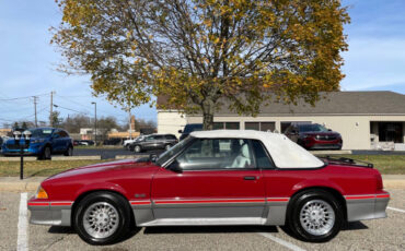 Ford-Mustang-Cabriolet-1987-2