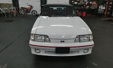 Ford-Mustang-Cabriolet-1988-1