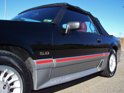 Ford-Mustang-Cabriolet-1989-19