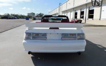 Ford-Mustang-Cabriolet-1989-4