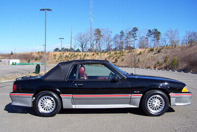 Ford-Mustang-Cabriolet-1989-5