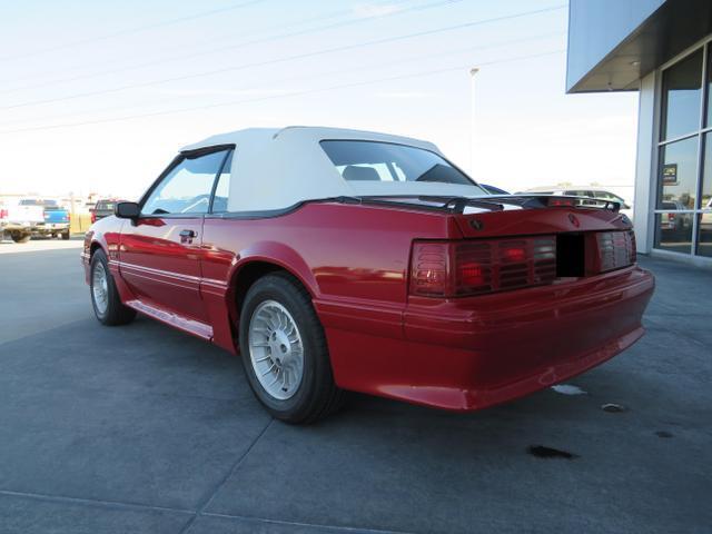 Ford-Mustang-Cabriolet-1989-5