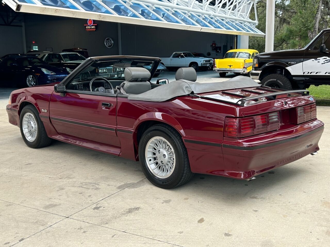 Ford-Mustang-Cabriolet-1989-9