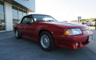 Ford-Mustang-Cabriolet-1989-9