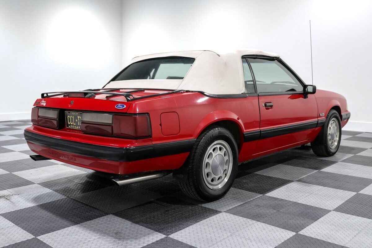 Ford-Mustang-Cabriolet-1990-10