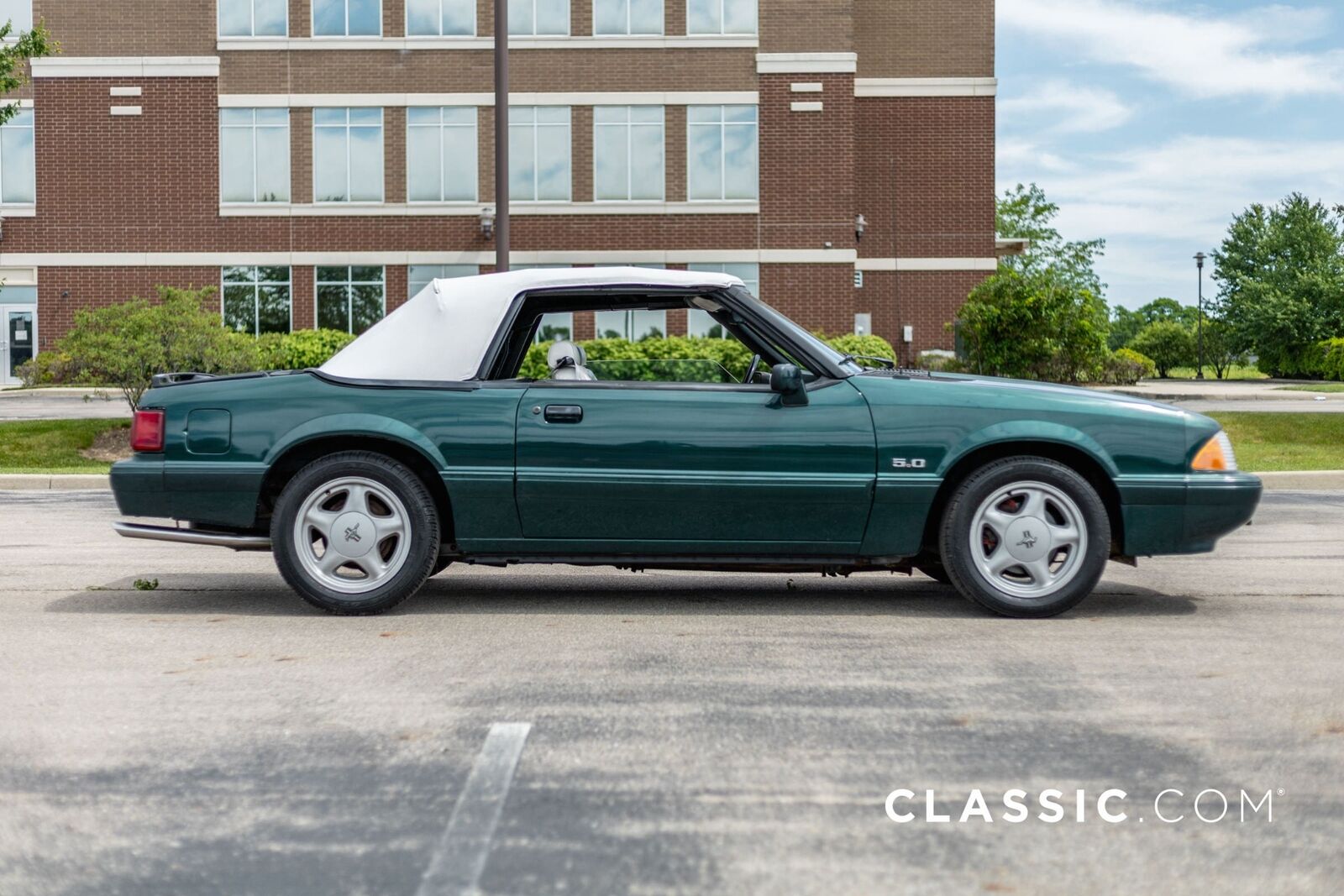 Ford-Mustang-Cabriolet-1990-12