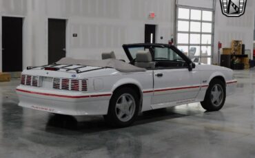 Ford-Mustang-Cabriolet-1990-4