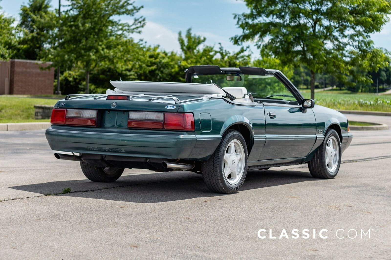 Ford-Mustang-Cabriolet-1990-4