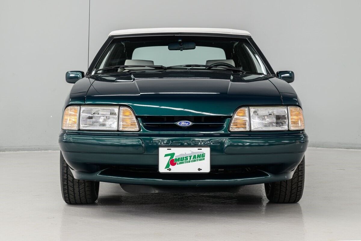 Ford-Mustang-Cabriolet-1990-4