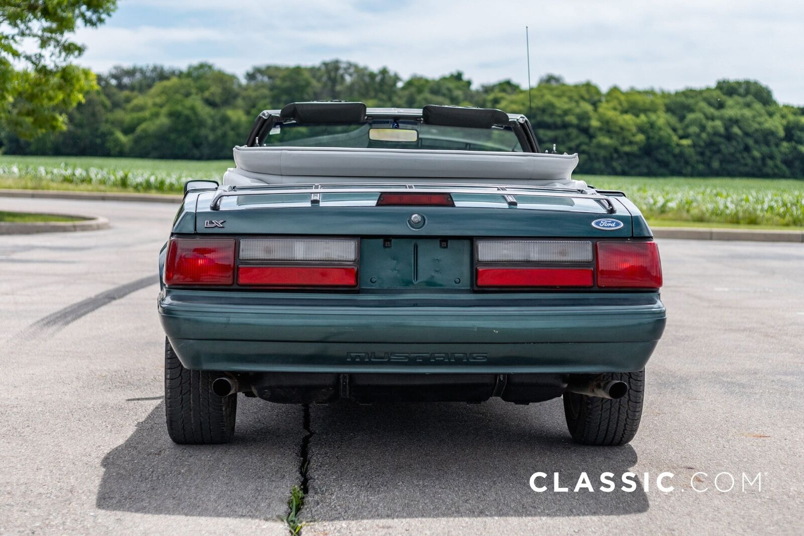 Ford-Mustang-Cabriolet-1990-5