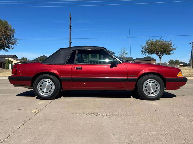 Ford-Mustang-Cabriolet-1990-5