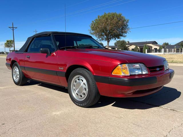 Ford-Mustang-Cabriolet-1990-6