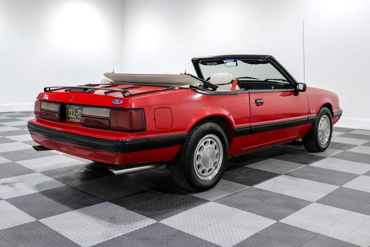 Ford-Mustang-Cabriolet-1990-9