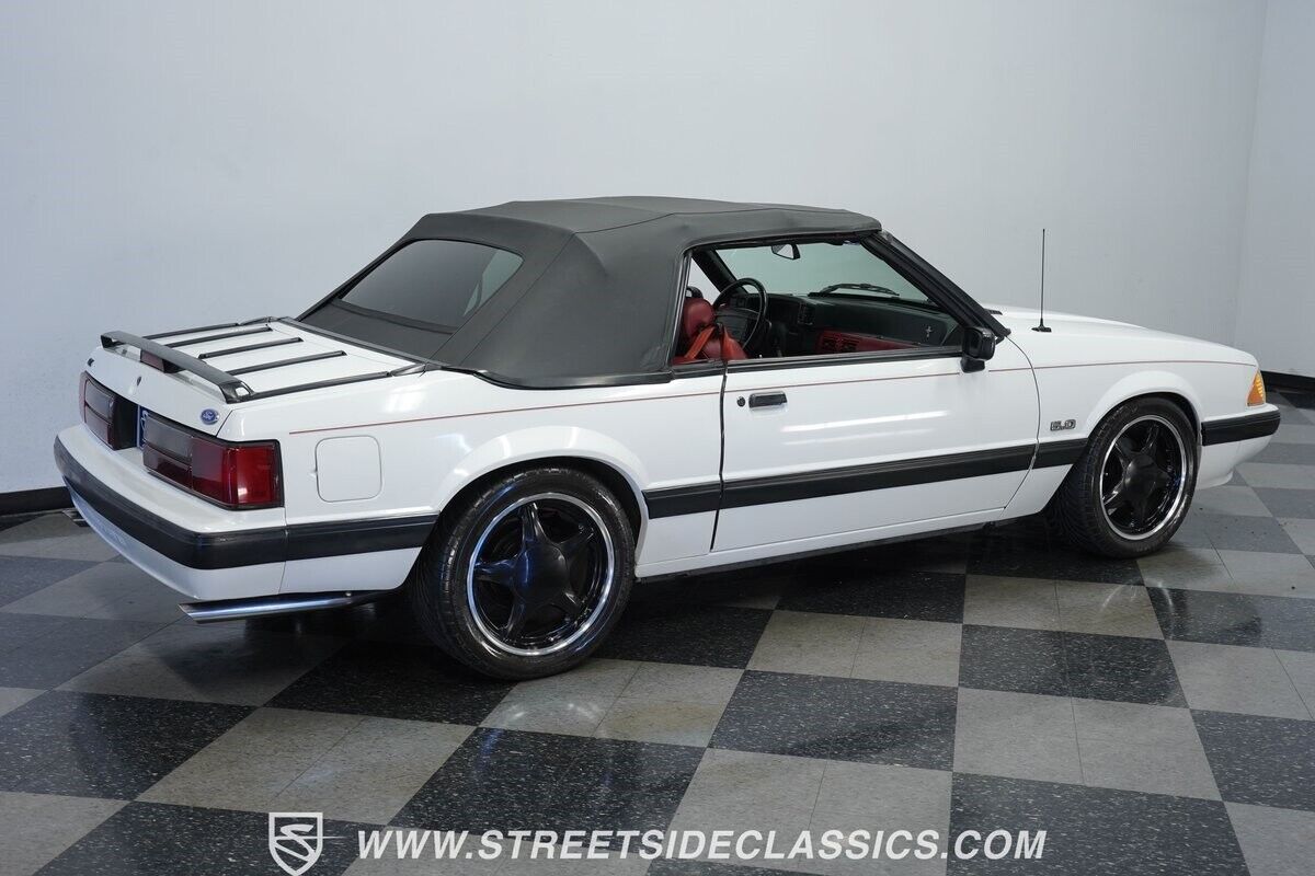 Ford-Mustang-Cabriolet-1991-11