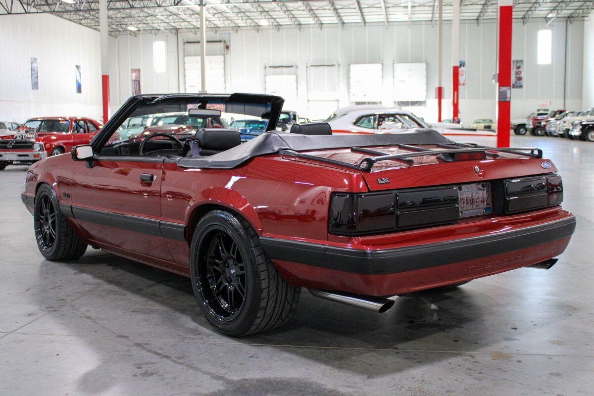 Ford-Mustang-Cabriolet-1991-2