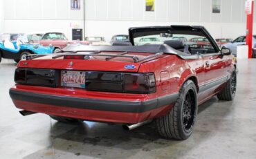 Ford-Mustang-Cabriolet-1991-4