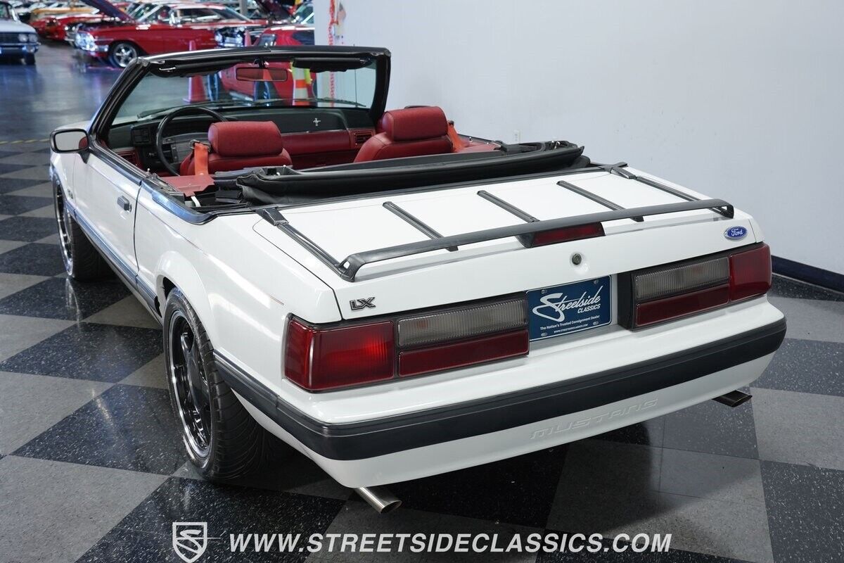 Ford-Mustang-Cabriolet-1991-7