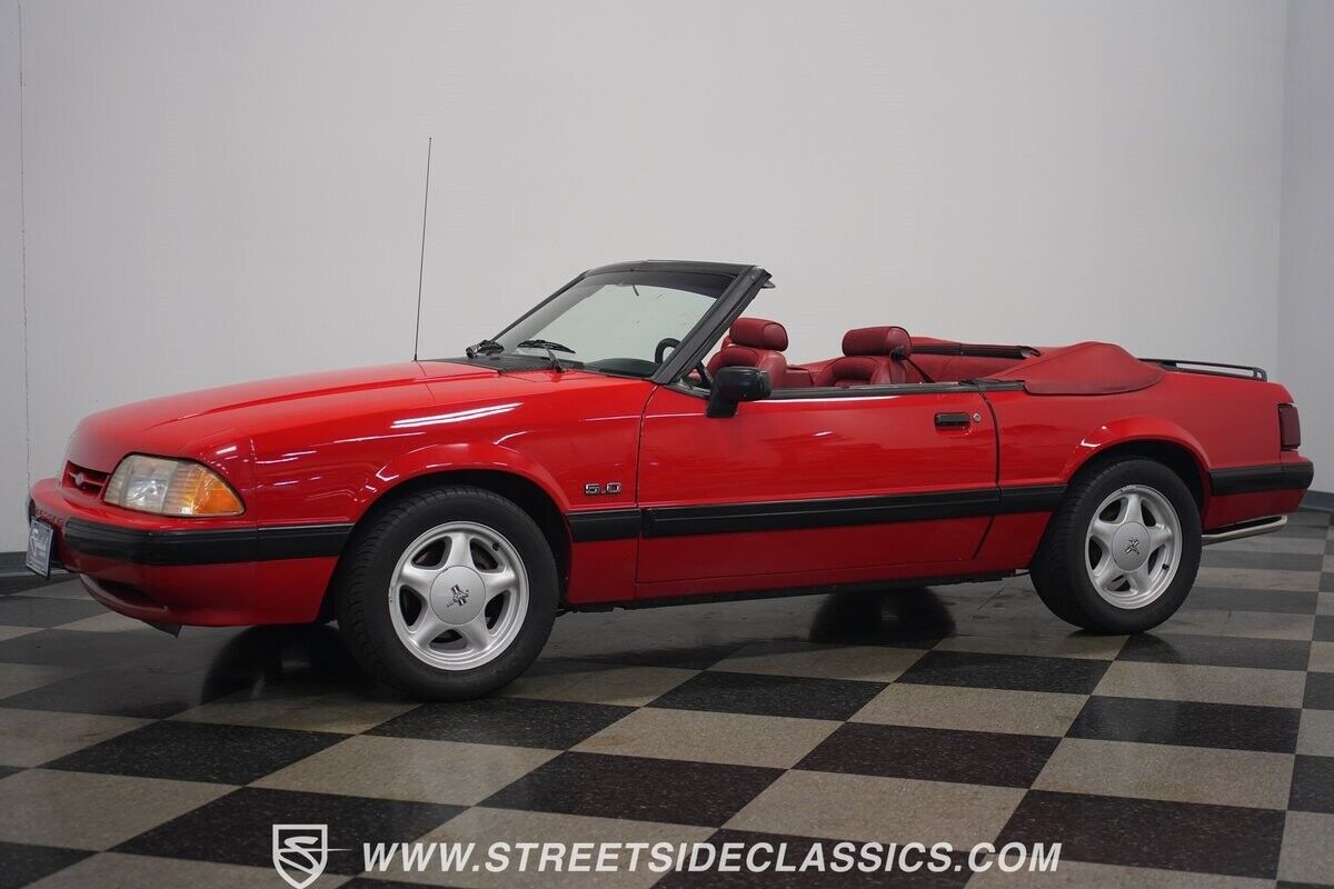 Ford-Mustang-Cabriolet-1991-7