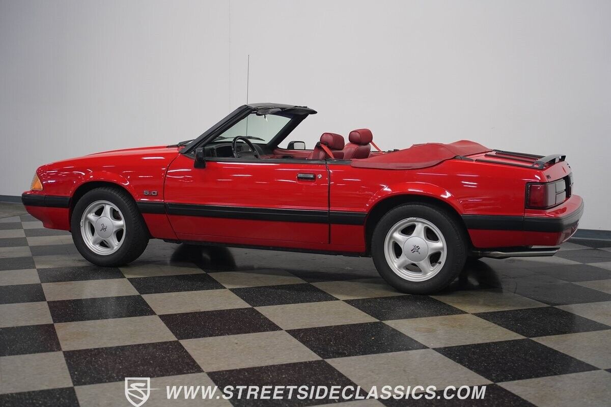 Ford-Mustang-Cabriolet-1991-9