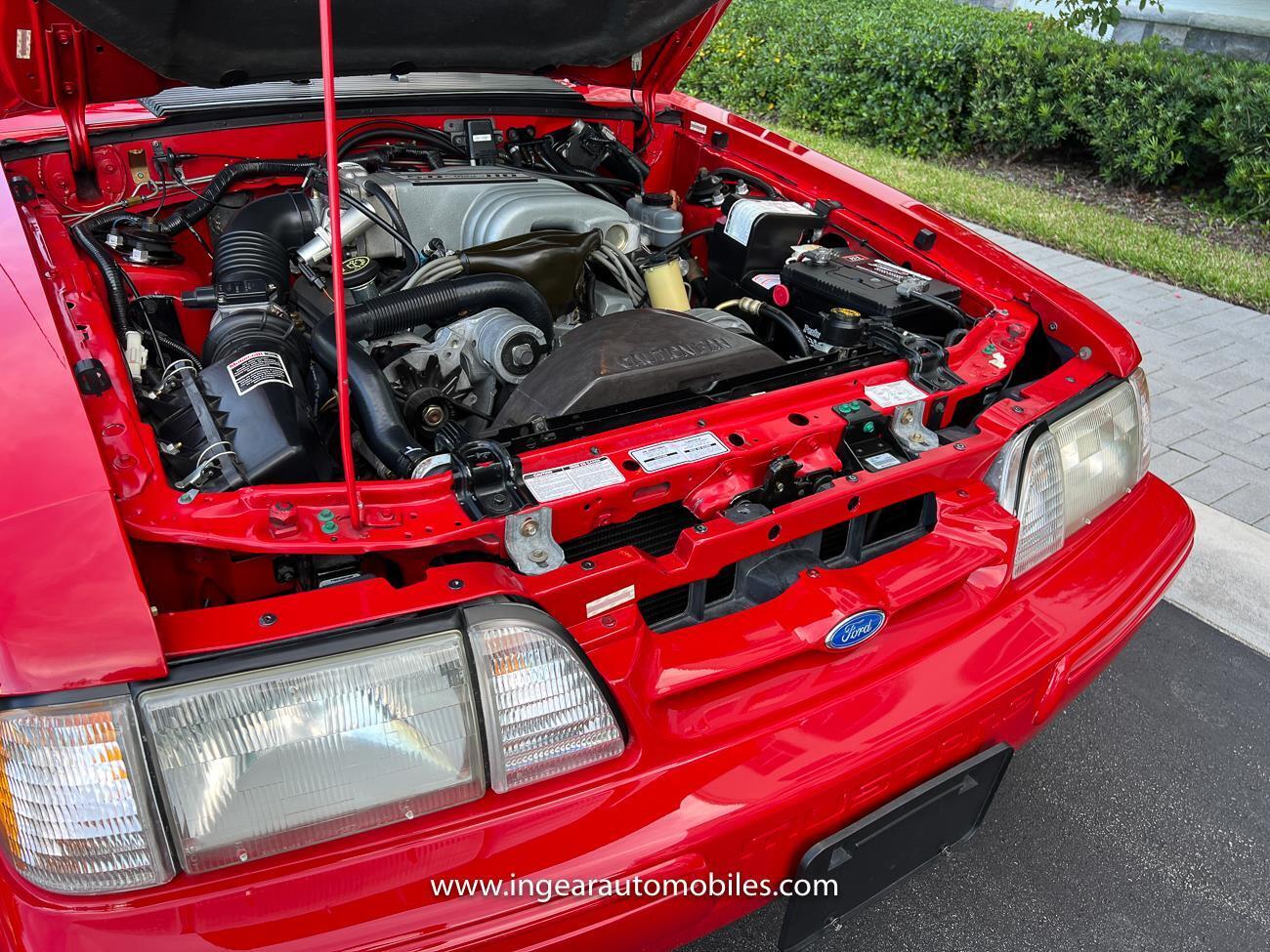 Ford-Mustang-Cabriolet-1992-14