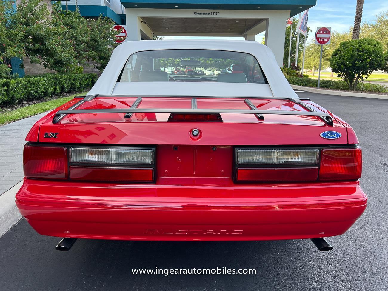 Ford-Mustang-Cabriolet-1992-27