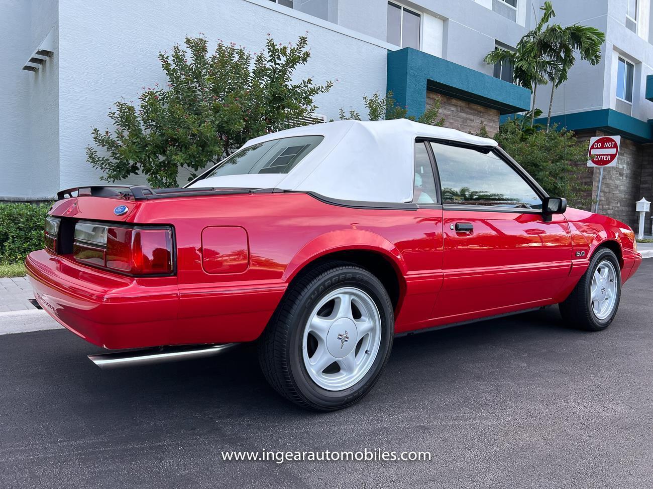 Ford-Mustang-Cabriolet-1992-29