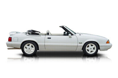 Ford-Mustang-Cabriolet-1993-1