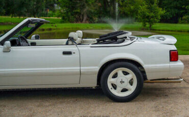 Ford-Mustang-Cabriolet-1993-4