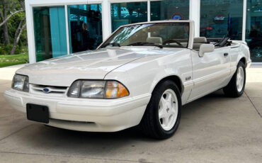 Ford-Mustang-Cabriolet-1993-8