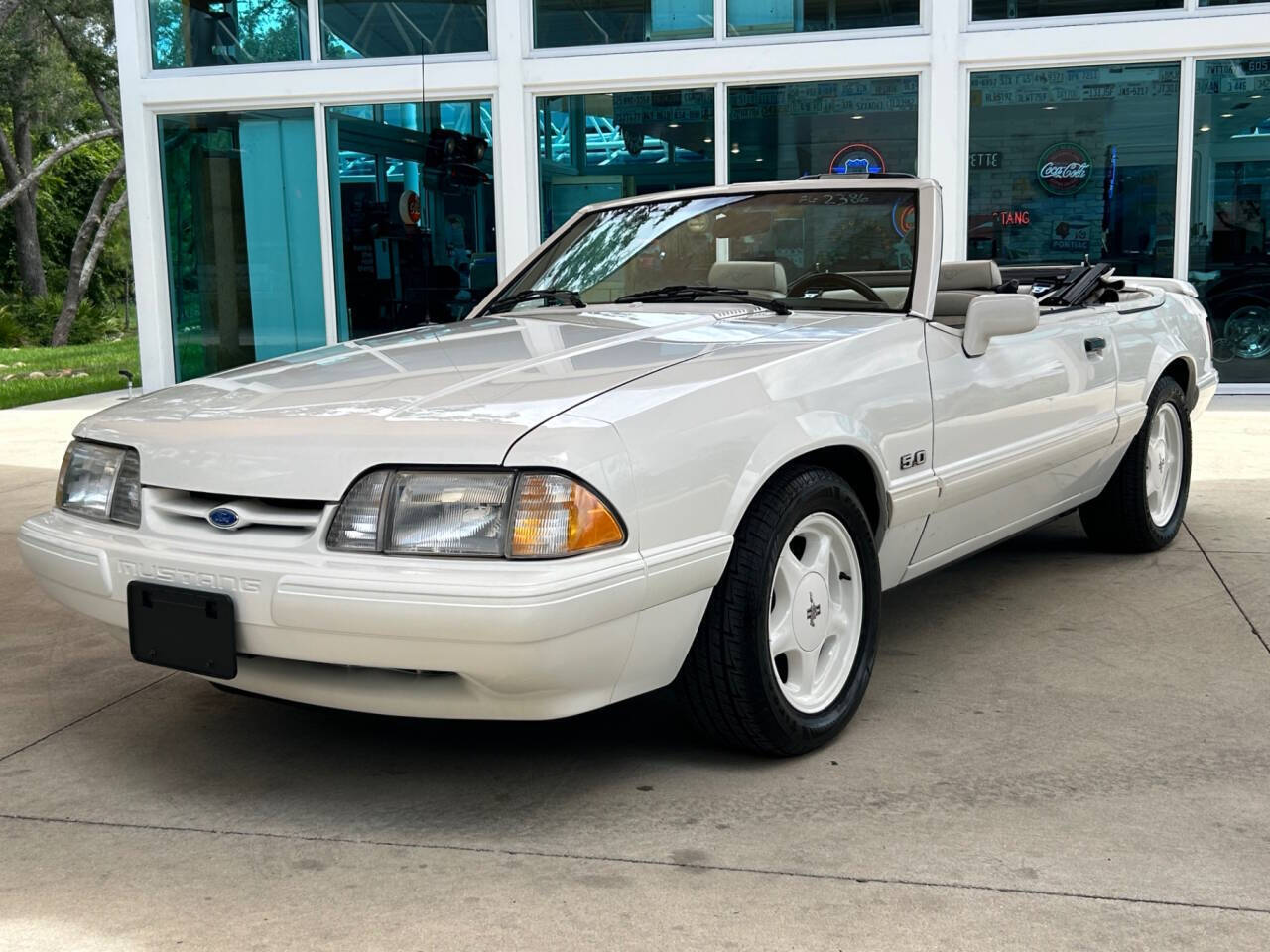 Ford-Mustang-Cabriolet-1993-8