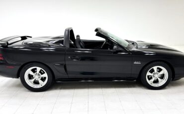 Ford-Mustang-Cabriolet-1994-8