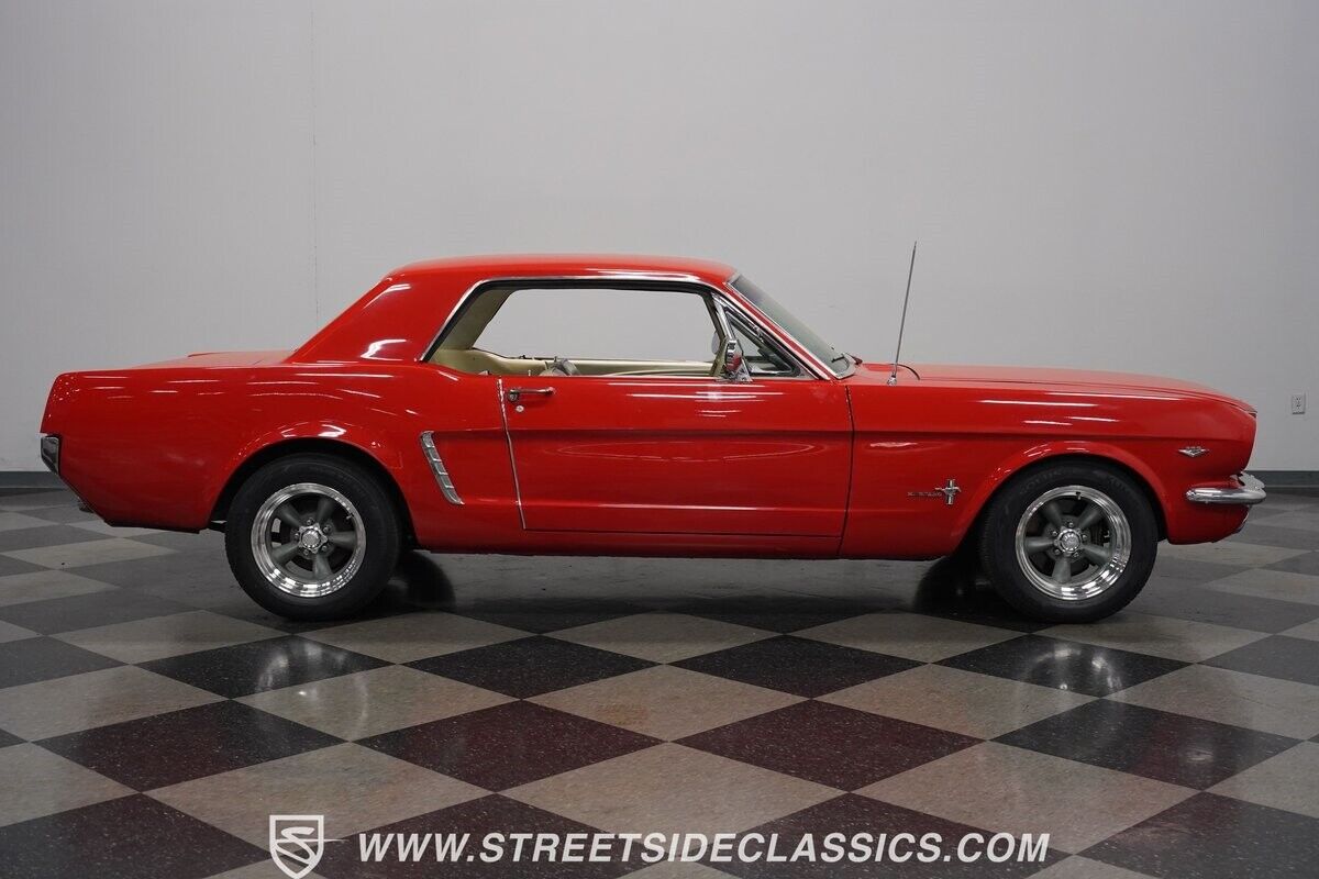 Ford-Mustang-Coupe-1965-16