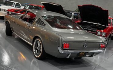 Ford-Mustang-Coupe-1965-19