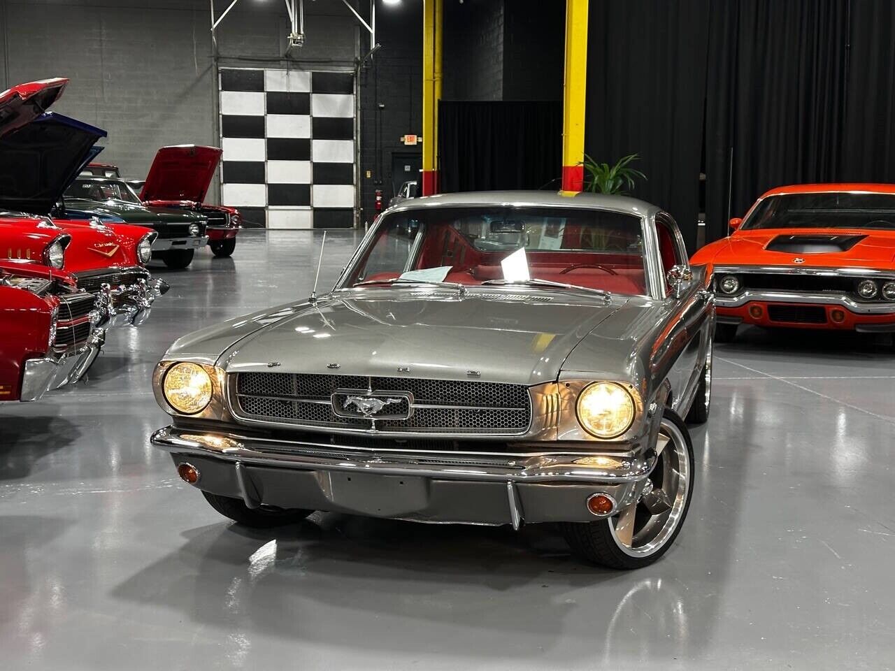 Ford-Mustang-Coupe-1965-2