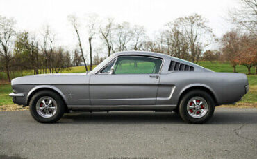 Ford-Mustang-Coupe-1965-2