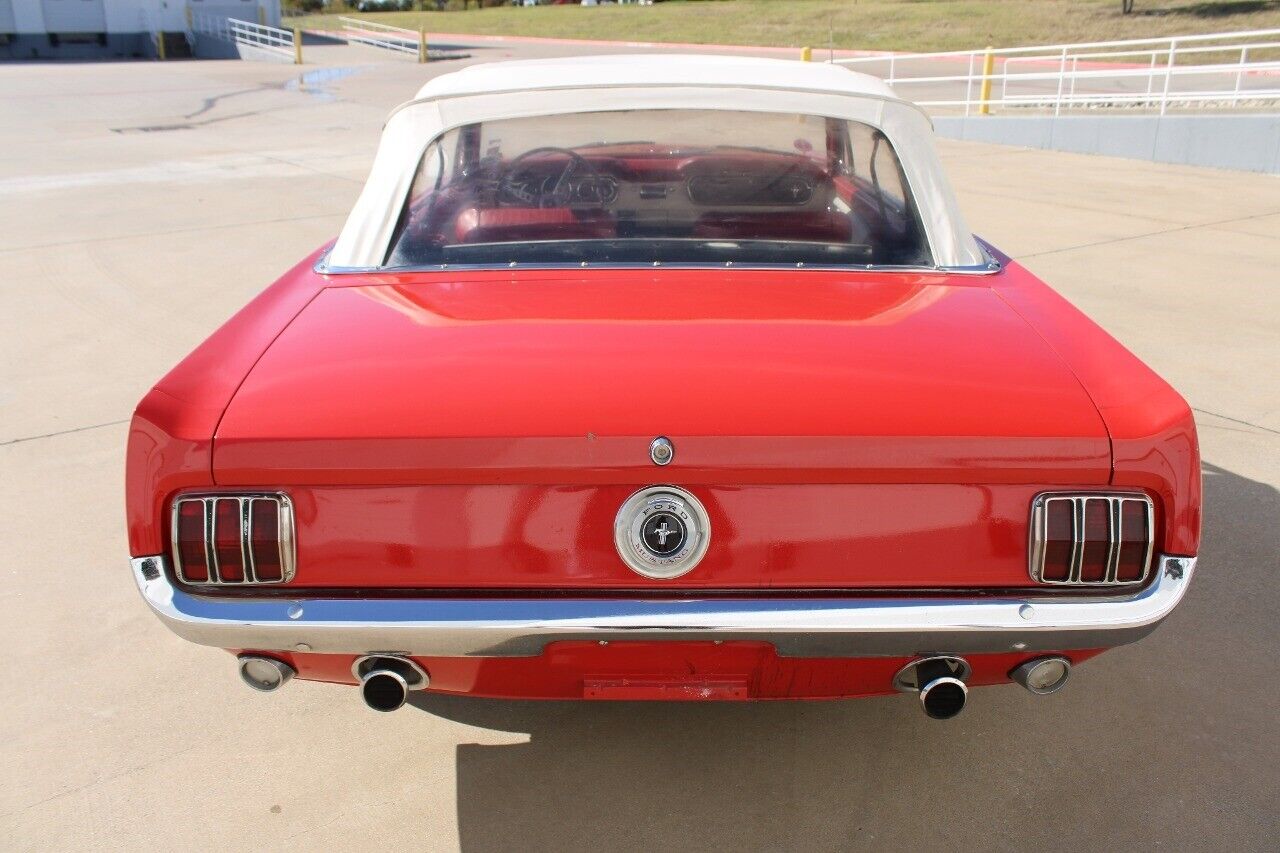 Ford-Mustang-Coupe-1965-4