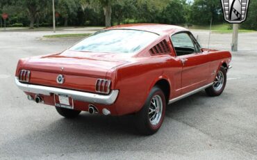 Ford-Mustang-Coupe-1965-7