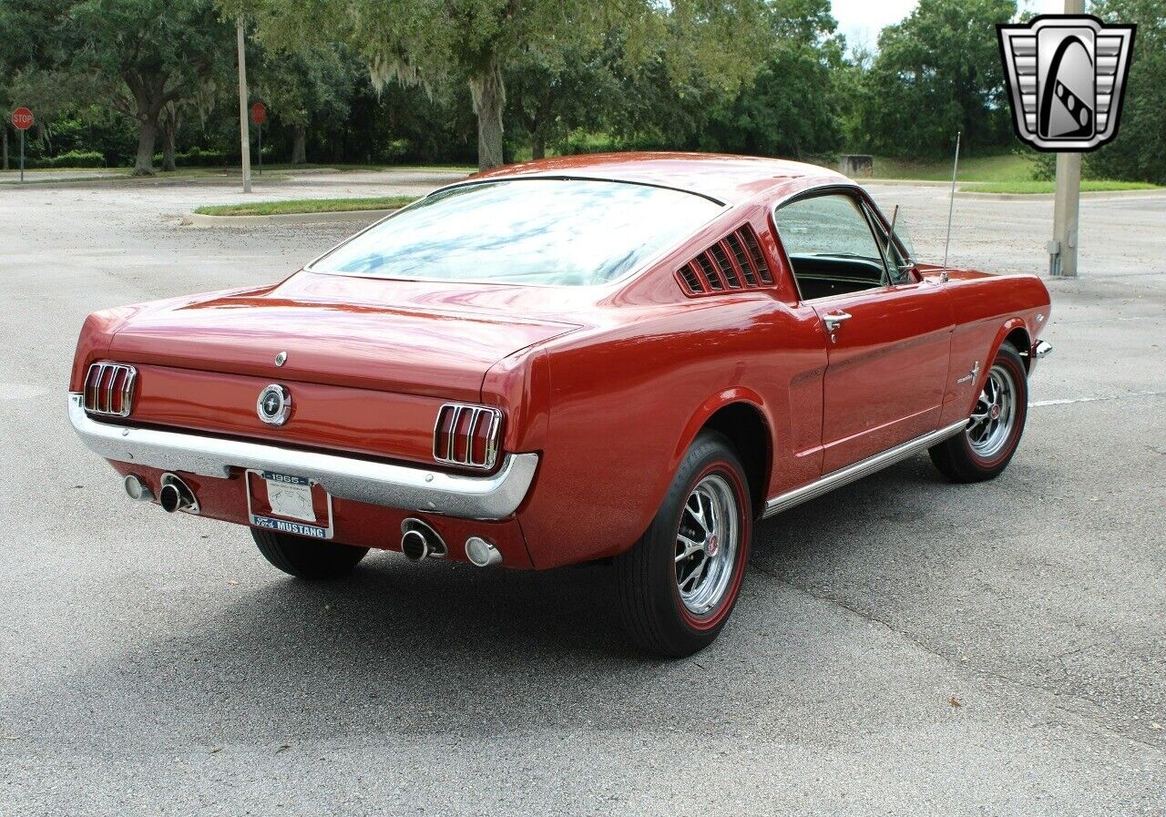 Ford-Mustang-Coupe-1965-7