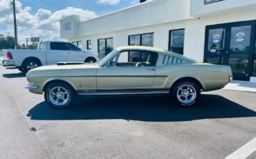 Ford-Mustang-Coupe-1965-7