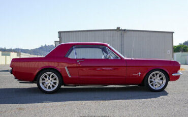 Ford-Mustang-Coupe-1965-8