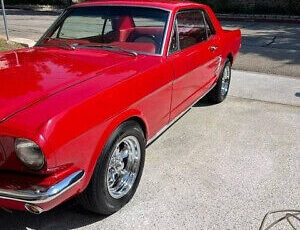 Ford-Mustang-Coupe-1966-1